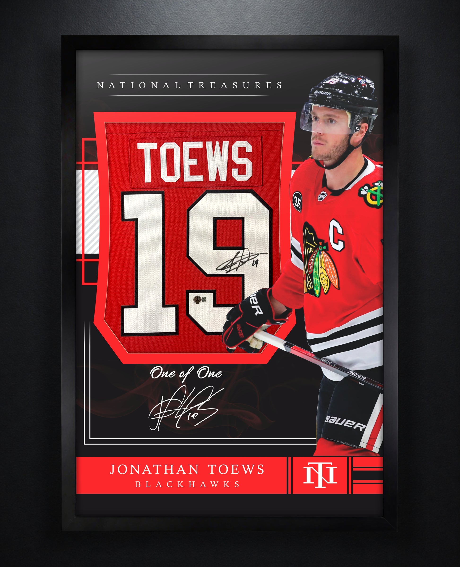 Jonathan Toews Signed Chicago Blackhawks Fanatics Jersey Framed Beckett COA - Photo of frame