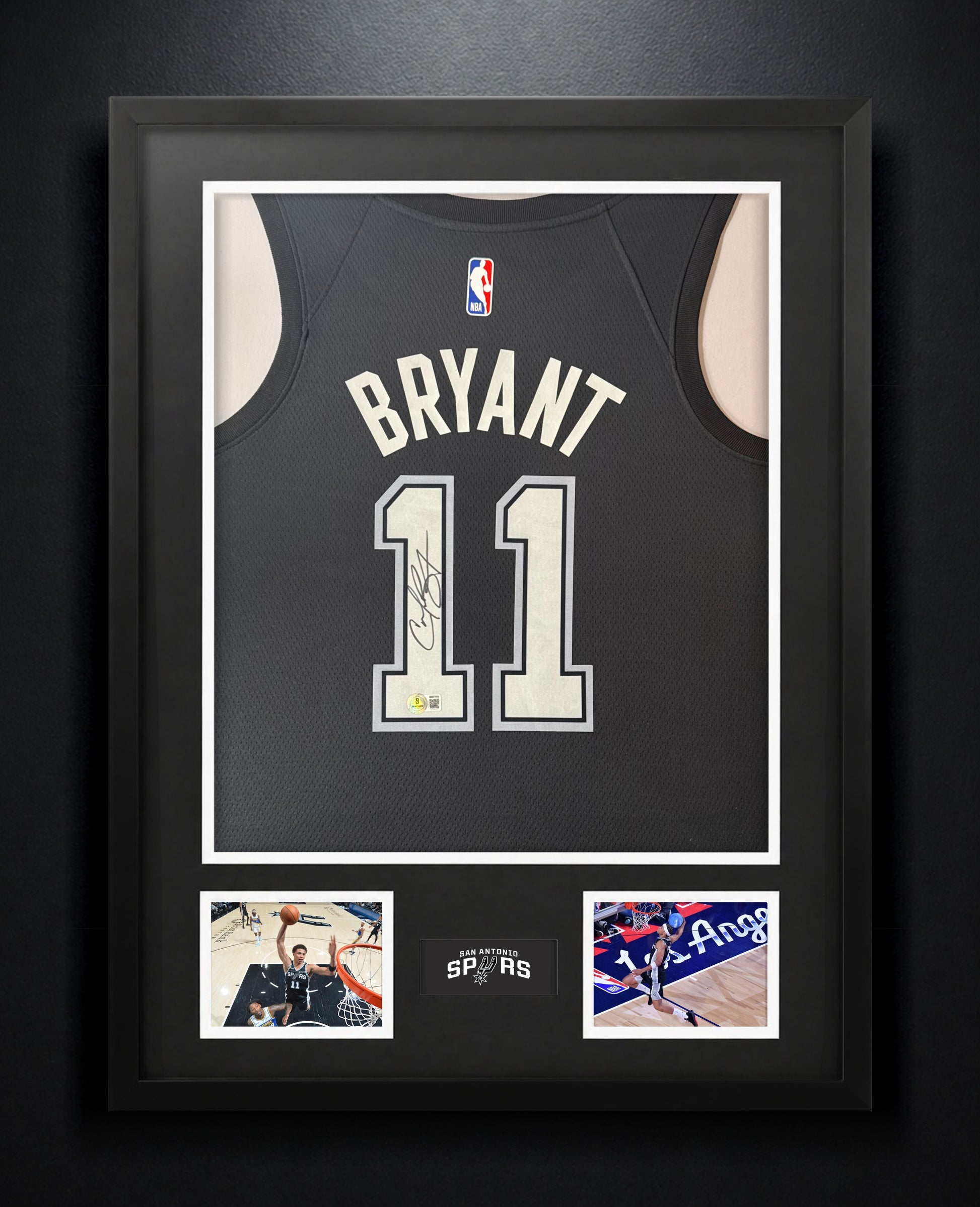 Carter Bryant Signed San Antonio Spurs Nike Jersey Framed Beckett COA + VIDEO PROOF - Photo of frame