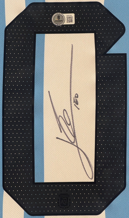 Lionel Messi Signed Argentina Adidas Jersey Framed Beckett LOA & COA - Close up of Number