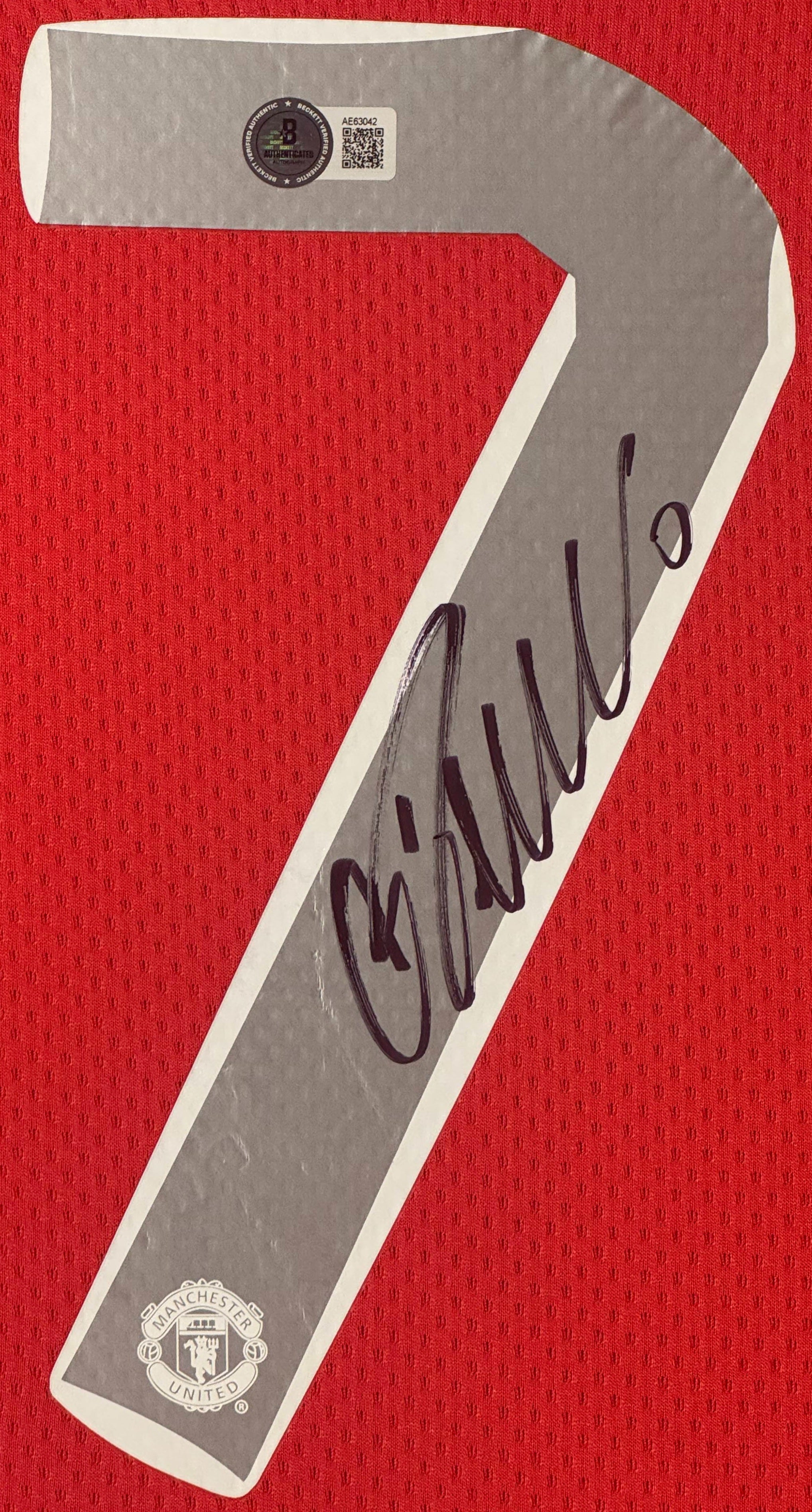 Cristiano Ronaldo Signed Manchester United Jersey Framed Beckett LOA & COA - Close up of Number