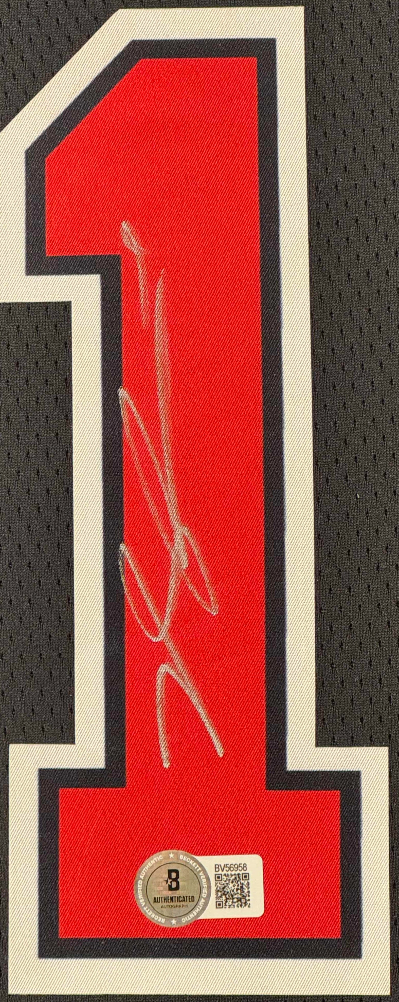 Derrick Rose Signed Chicago Bulls Nike Jersey Framed Beckett COA - Close up of Number