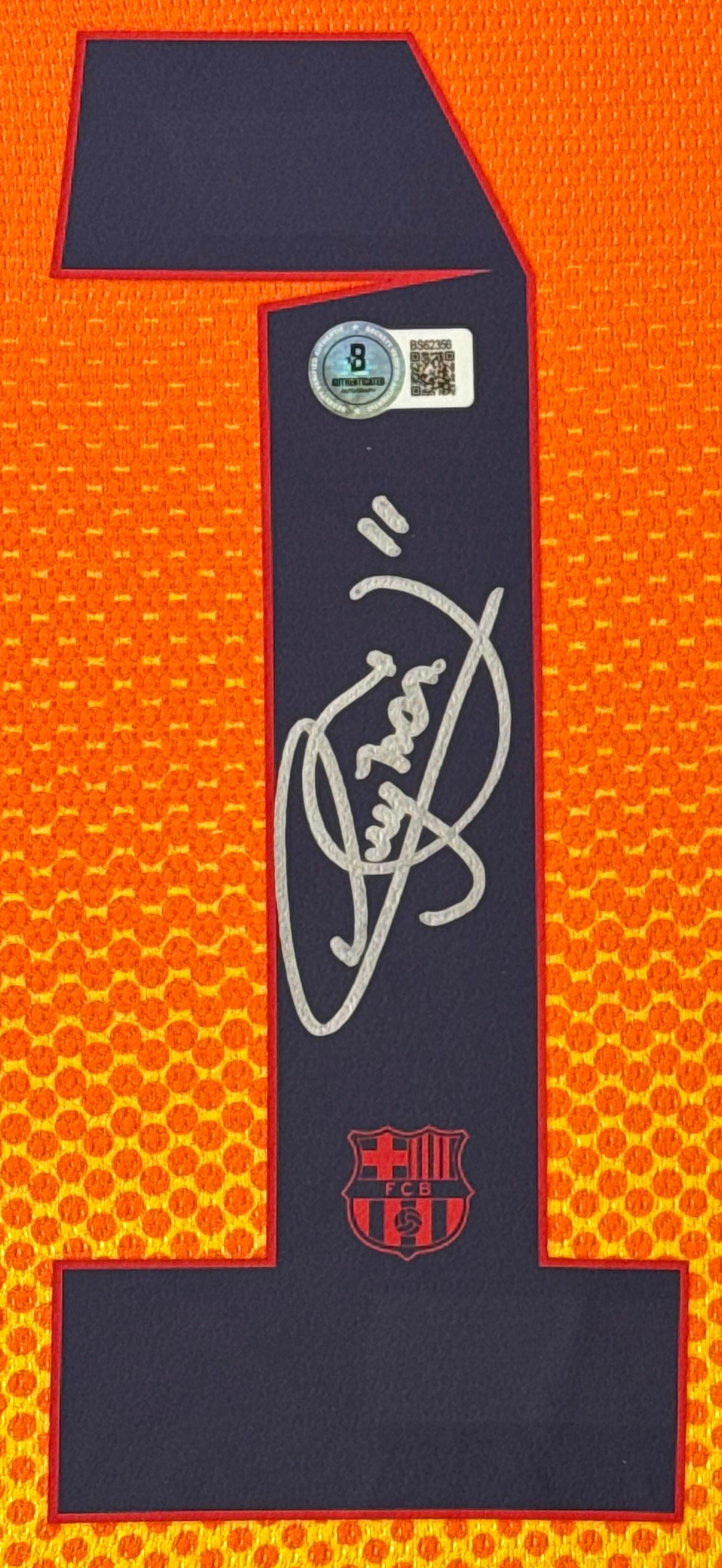 Neymar Jr Signed FC Barcelona Nike Jersey Framed Beckett COA - Close up of Number