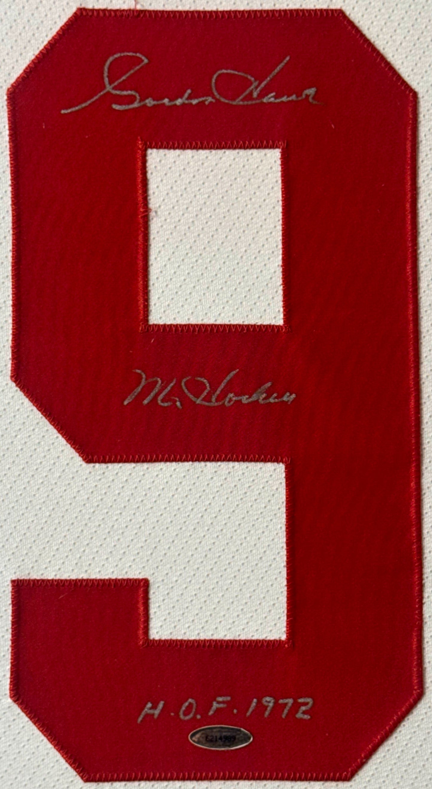 Gordie Howe Signed Detroit Red Wings CCM Jersey Framed TriStar COA INSCRIBED - Close up of Number