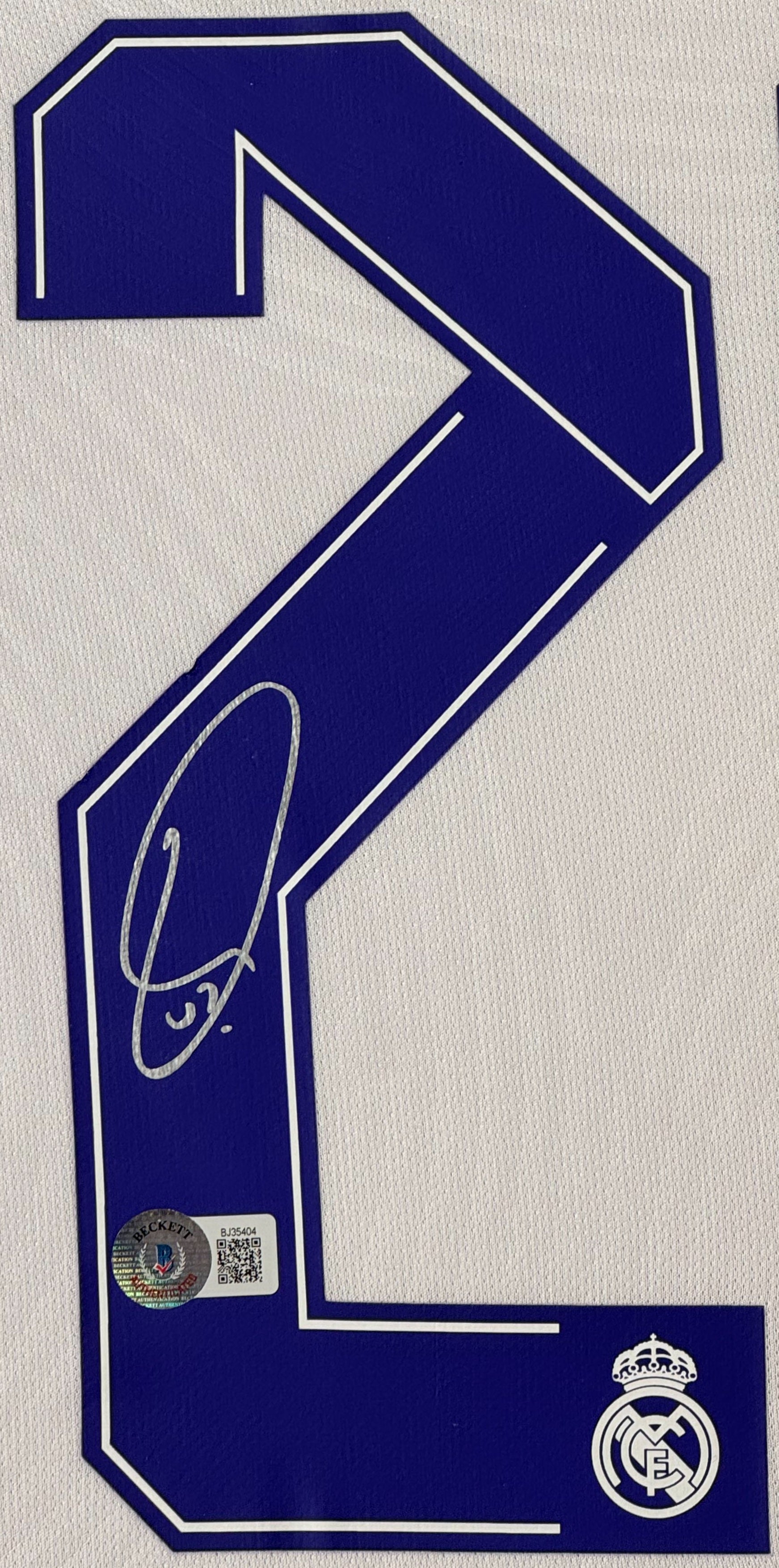 Vinicius Junior Signed Real Madrid Adidas Jersey Framed Beckett COA - Close up of Number