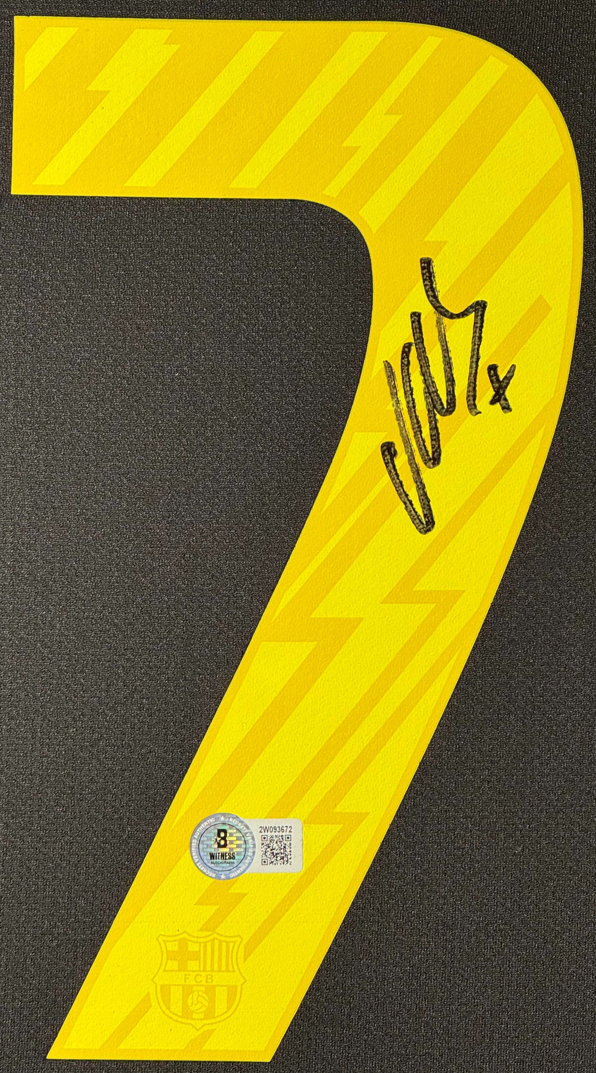 David Villa Signed FC Barcelona Nike Jersey Framed Beckett COA - Close up of Number