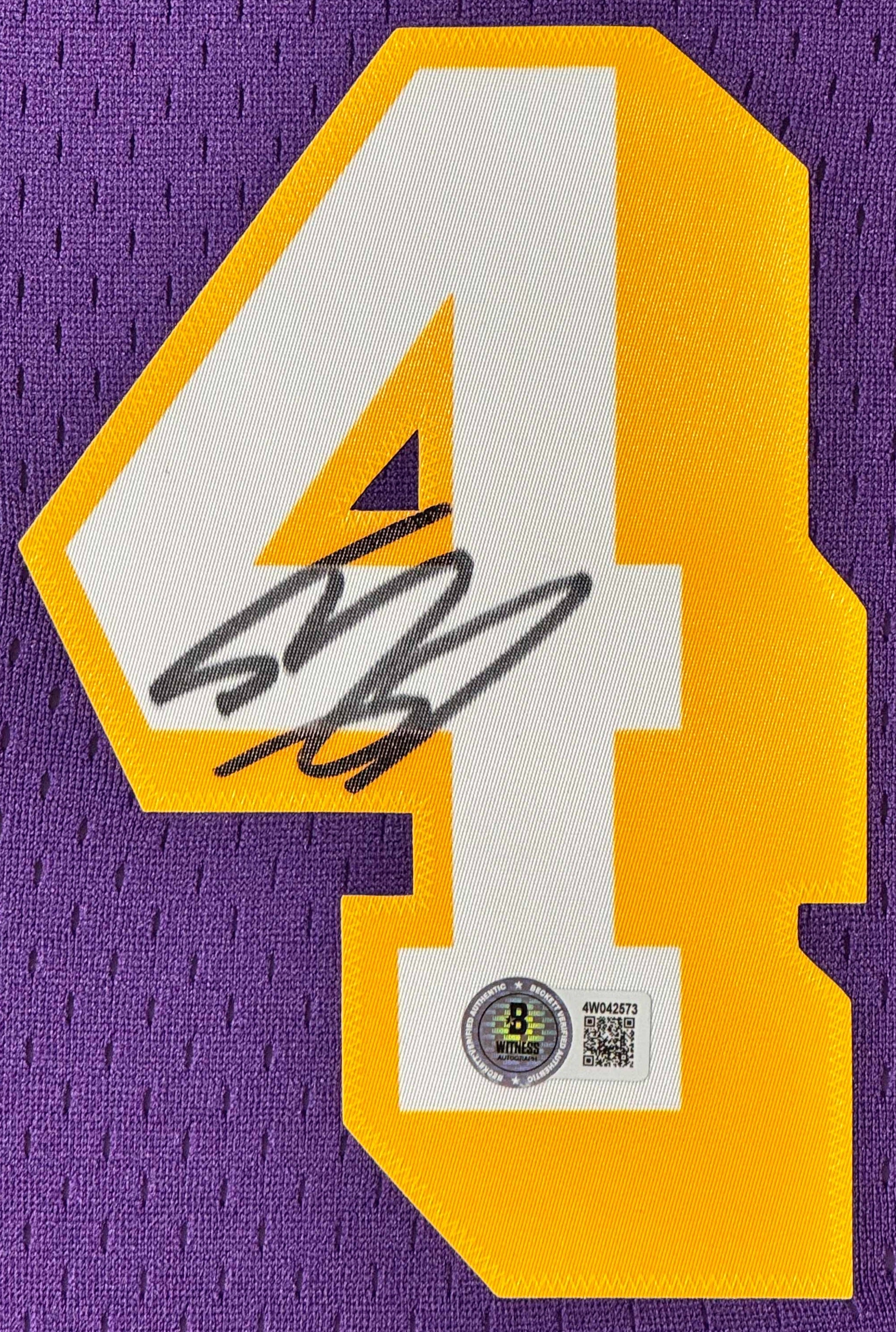 Shaquille O'Neal Signed Los Angeles Lakers Mitchell & Ness Jersey Framed Beckett COA - Close up of Number
