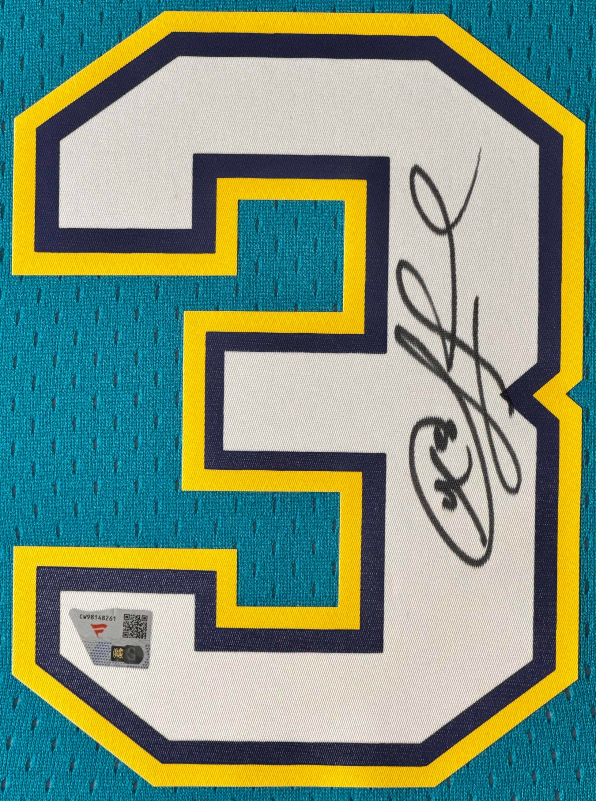 Chris Paul Signed New Orleans Pelicans Mitchell & Ness Jersey Framed Fanatics COA - Close up of Number
