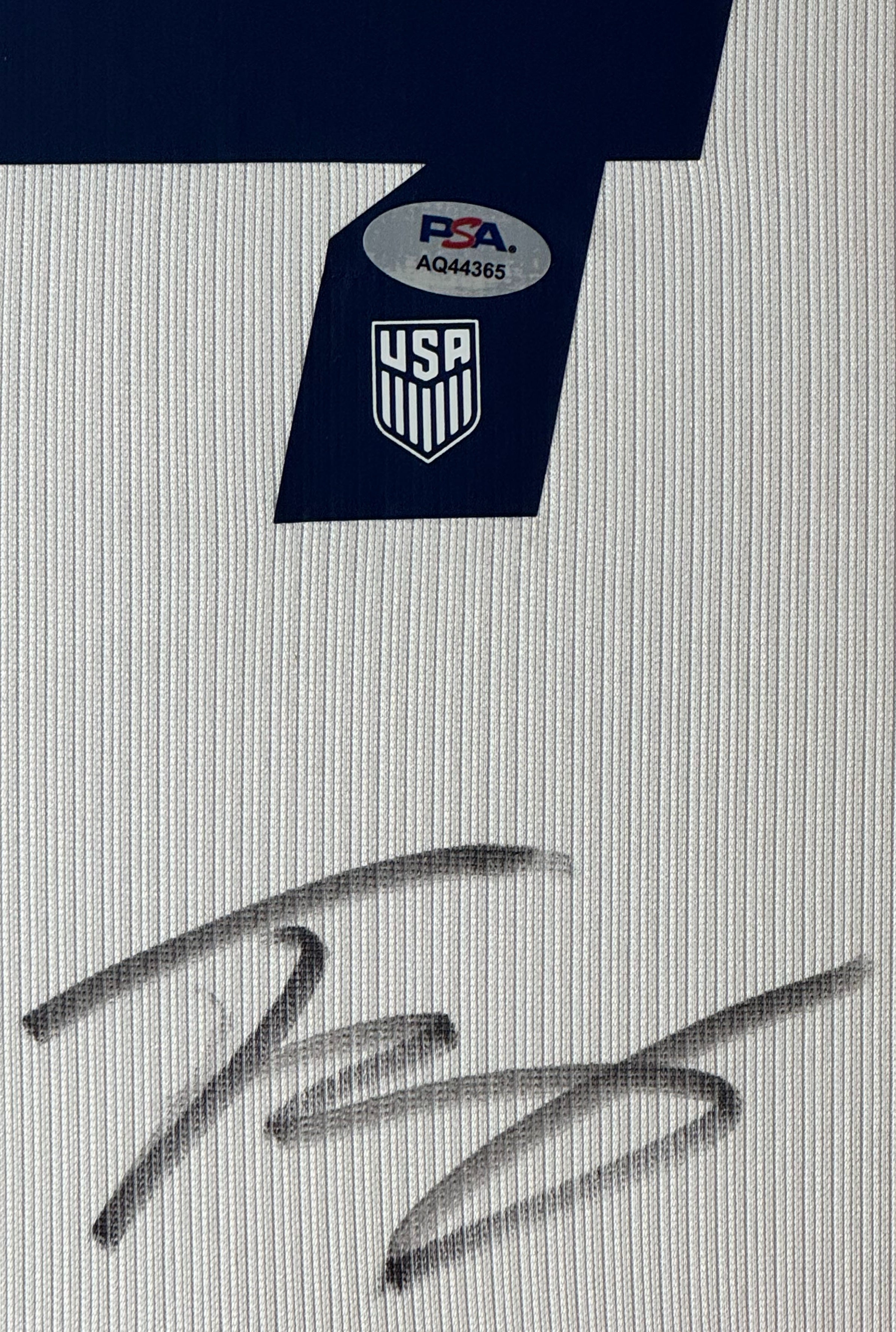 Tyler Adams Signed United States of America Nike Jersey Framed PSA COA - Close up of Number