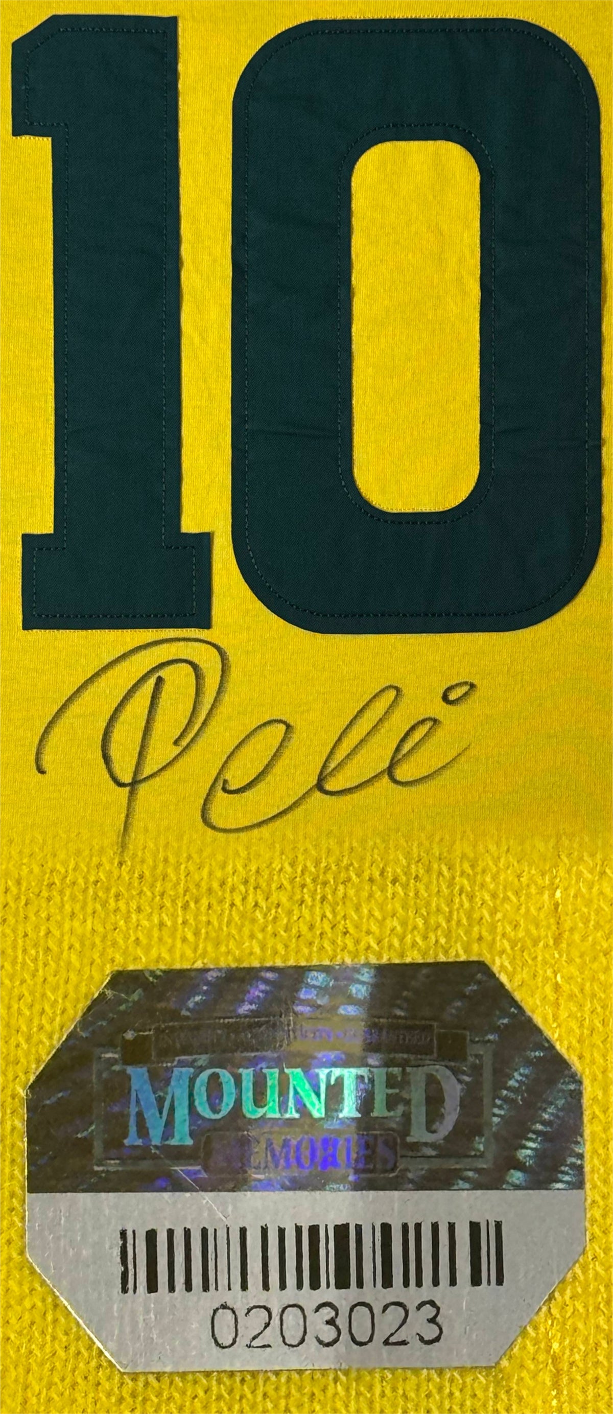 Pele Signed Brazil Jersey Framed Mounted Memories COA - Close up of Number