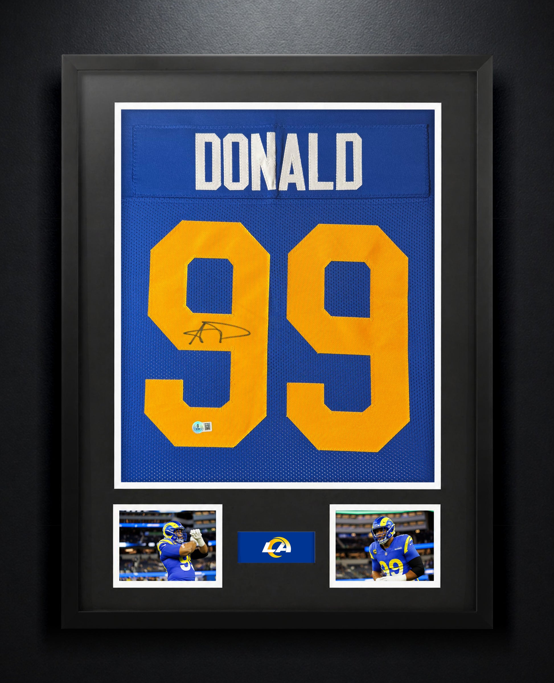 Aaron Donald Signed Los Angeles Rams Jersey Framed Beckett COA - Photo of frame