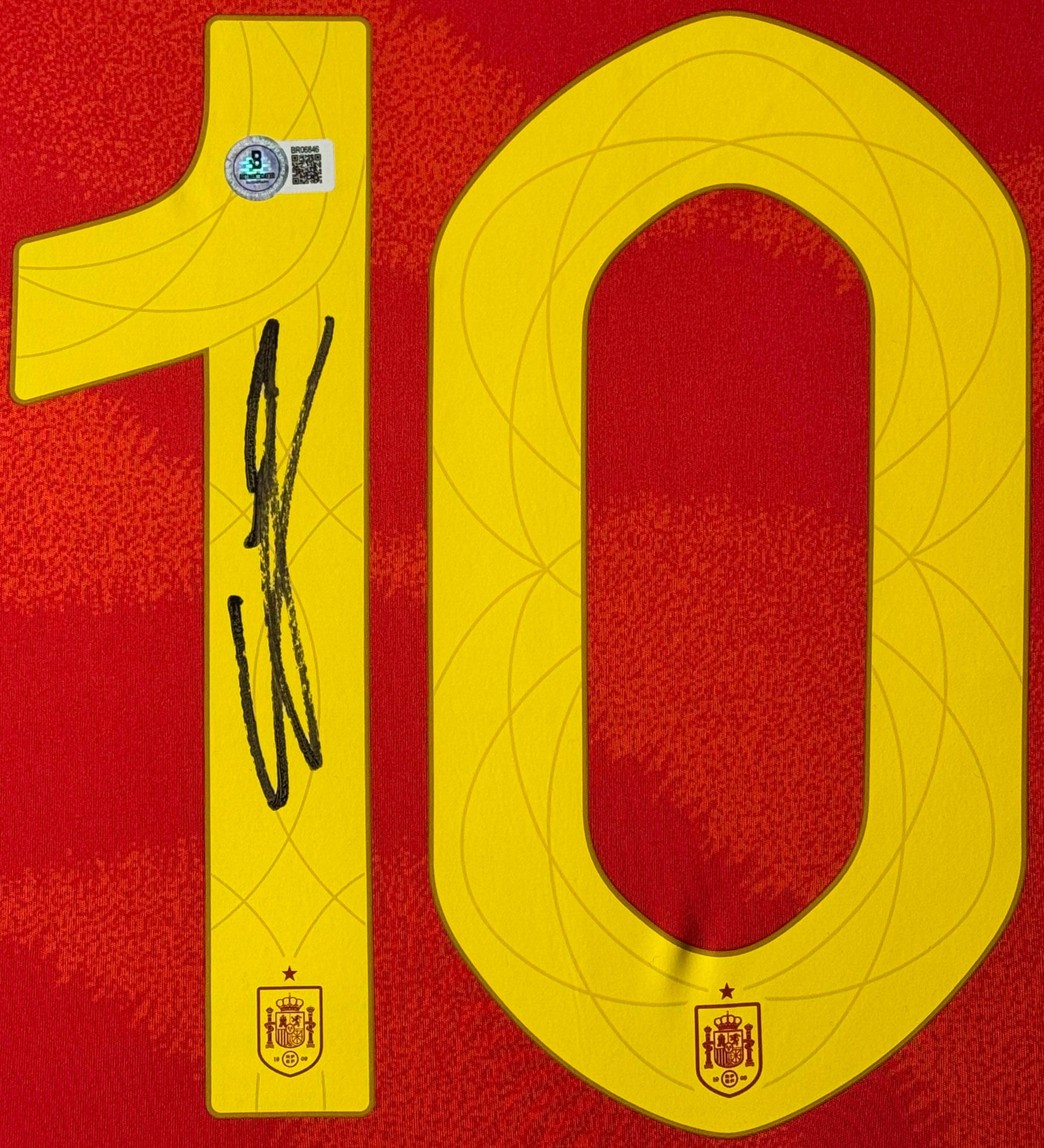Lamine Yamal Signed Spain Adidas Jersey Framed Beckett COA - Close up of Number